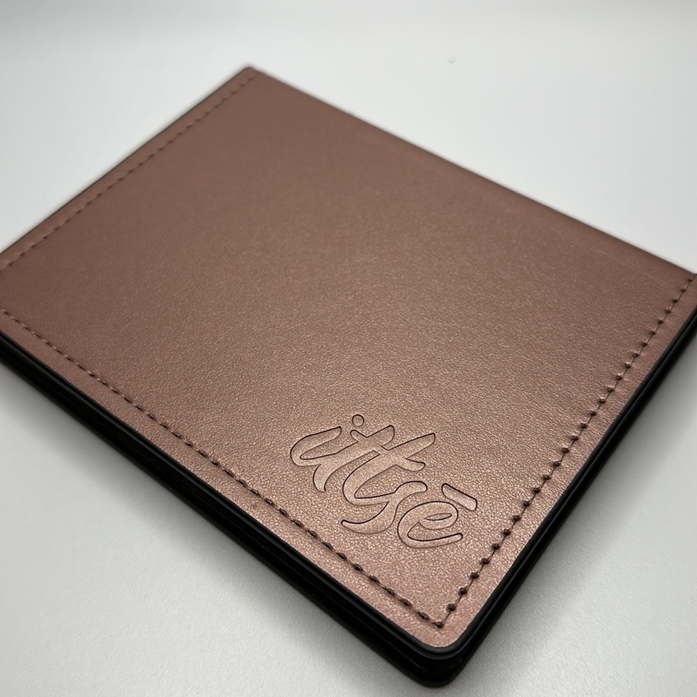 Ittse magnetic palette holder